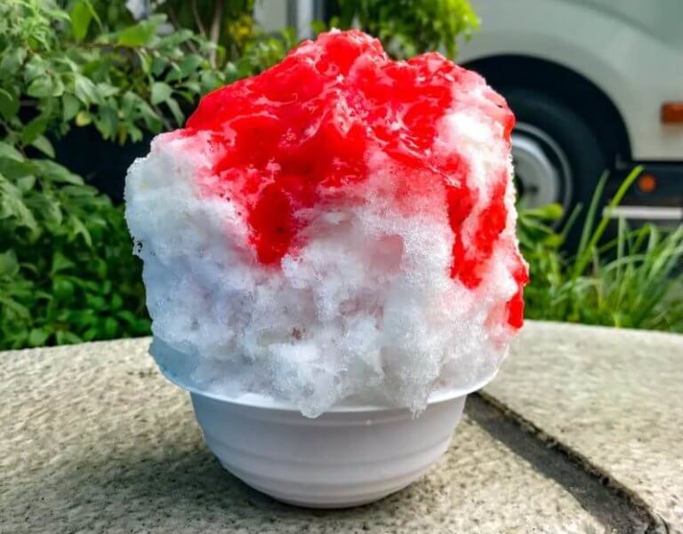 SNOW CROWNのイチゴかき氷