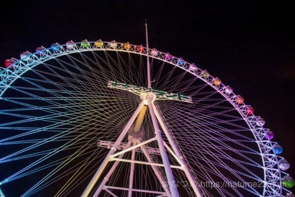よみうりランドの観覧車のライトアップ